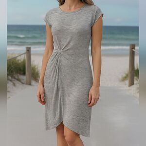 Grey White Pinstripe‎ Textured Knit Twist XS Preppy Coastal Beachy Summer Quiet
